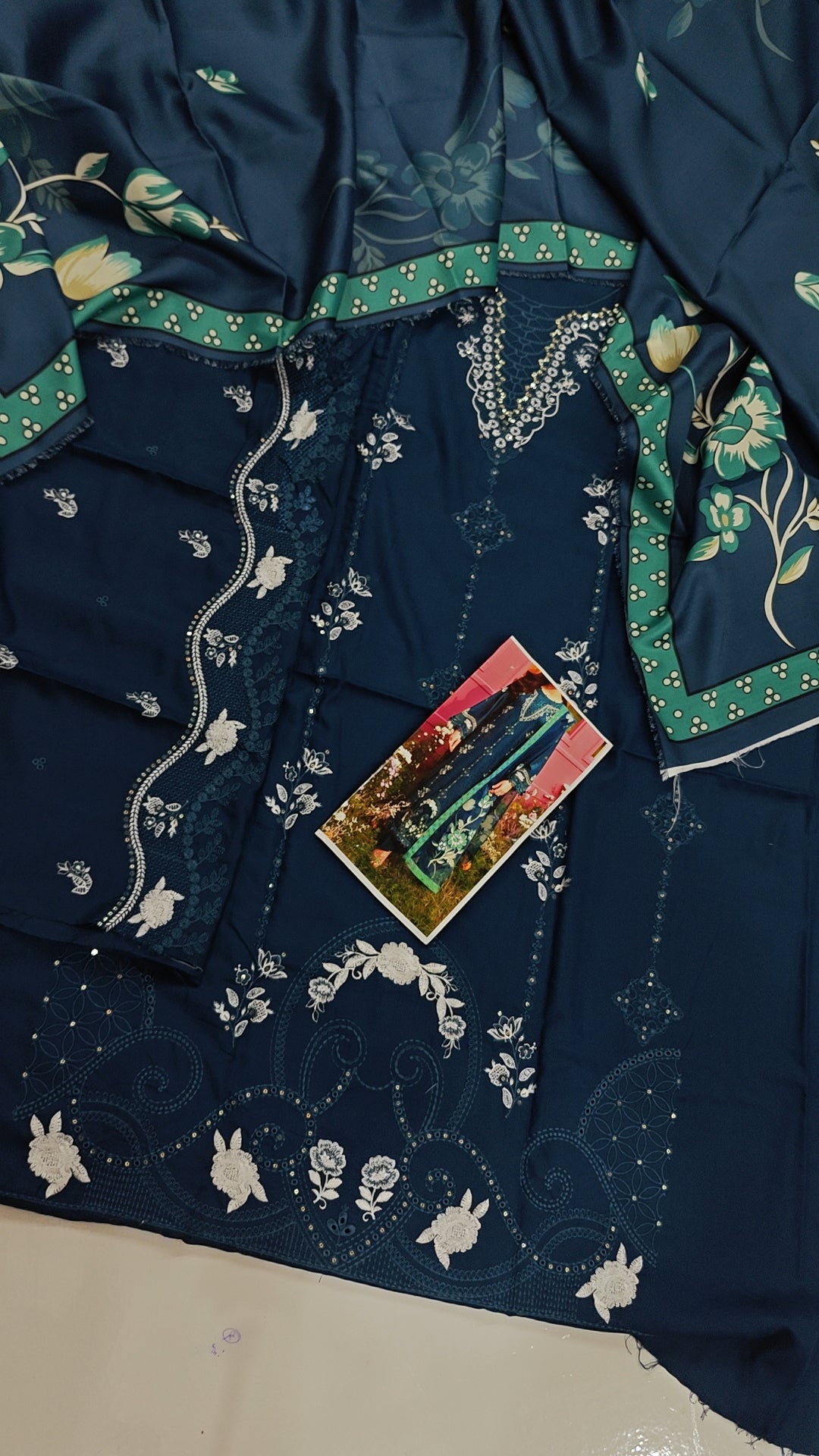 ZARA SHAHJAHAN NEW LAUNCH VIRAL DRESS WHOLE SALE WINTER DRESS