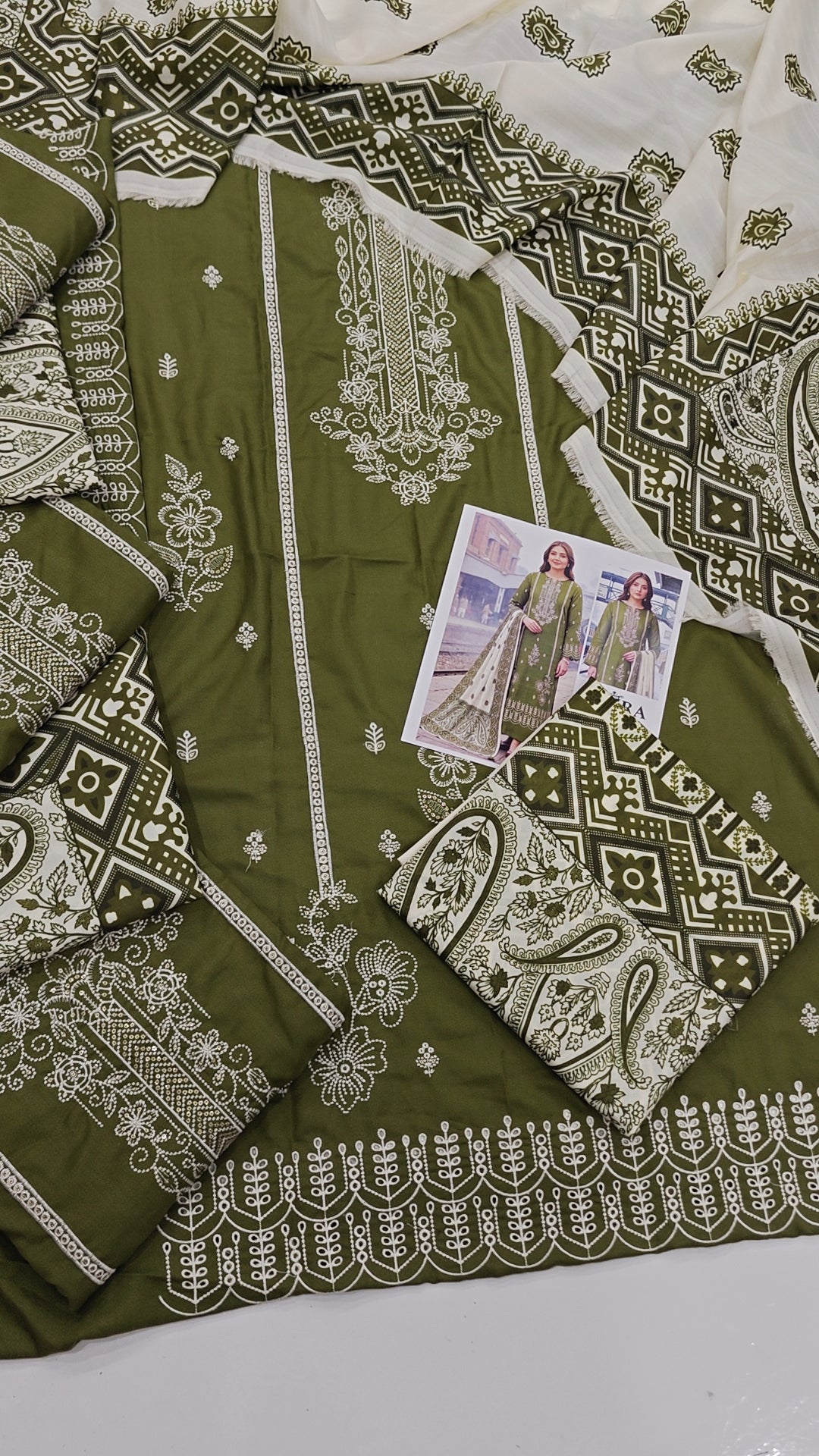 JOHRADURE FISHAN SALEEM DRESS MOST VIRAL JOHRA BRAND