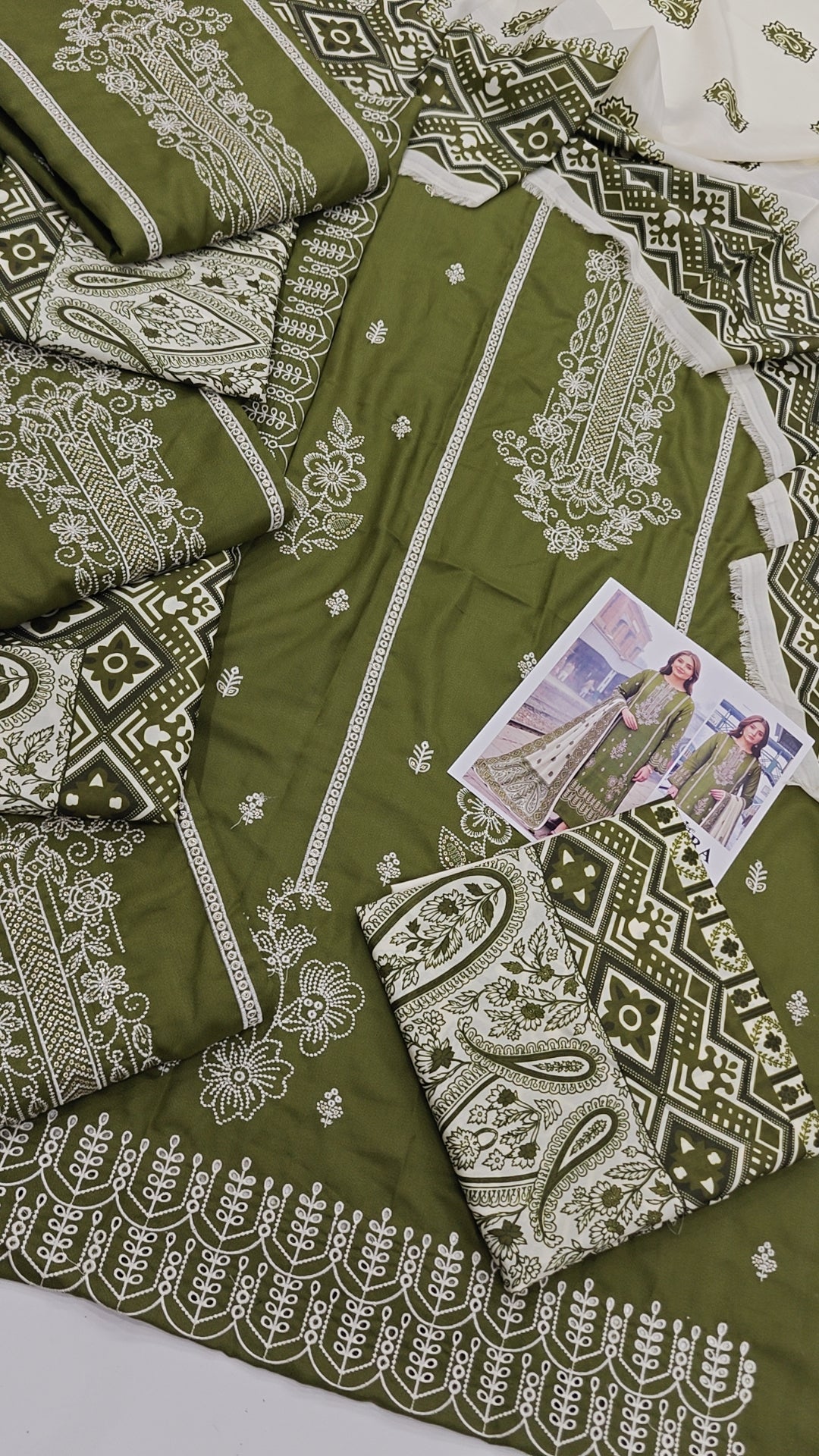JOHRADURE FISHAN SALEEM DRESS MOST VIRAL JOHRA BRAND