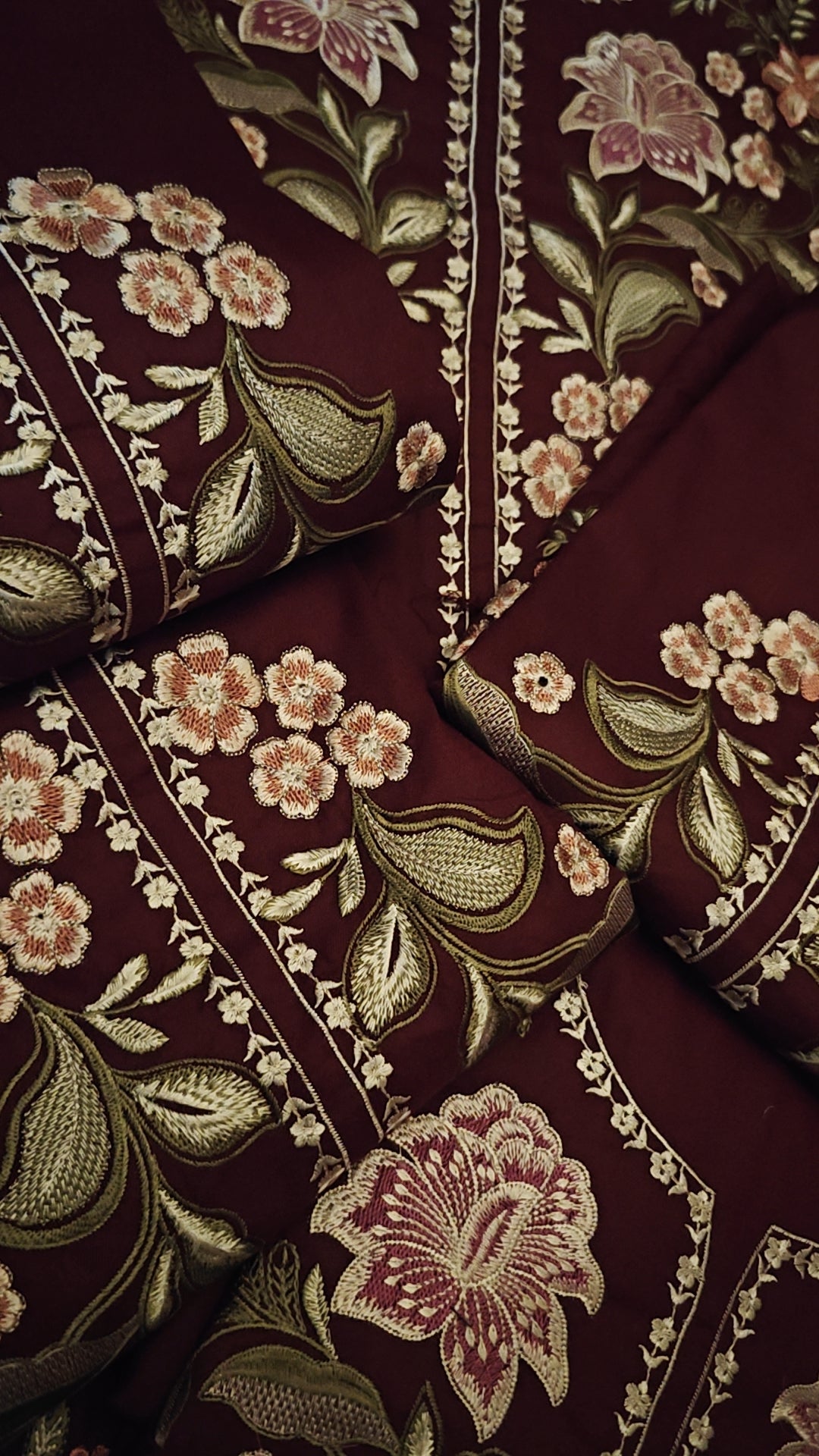 2PCS DRESS LAAM VIRAL NEW WINTER DRESS IN MAROON COLOUR