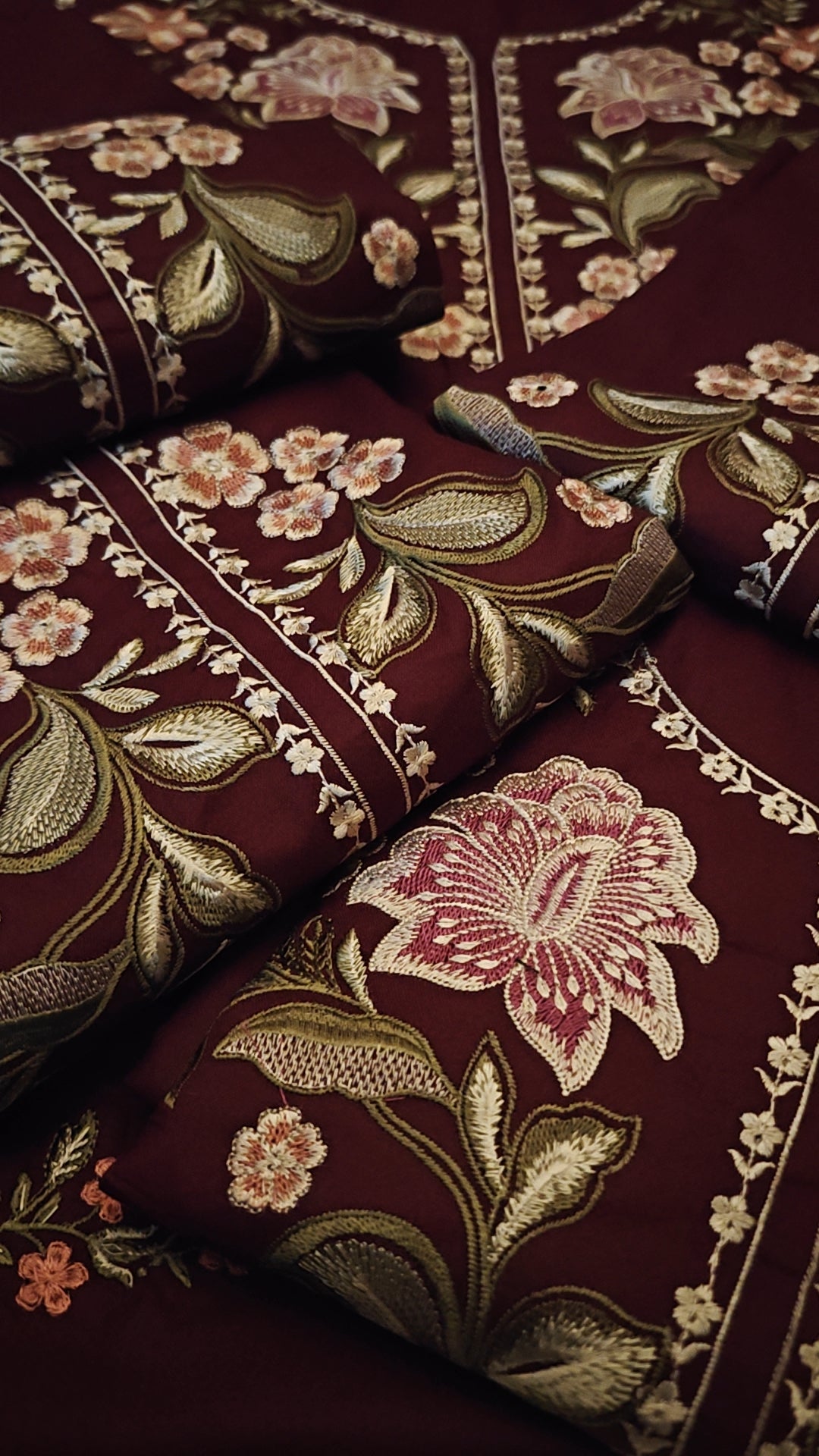2PCS DRESS LAAM VIRAL NEW WINTER DRESS IN MAROON COLOUR