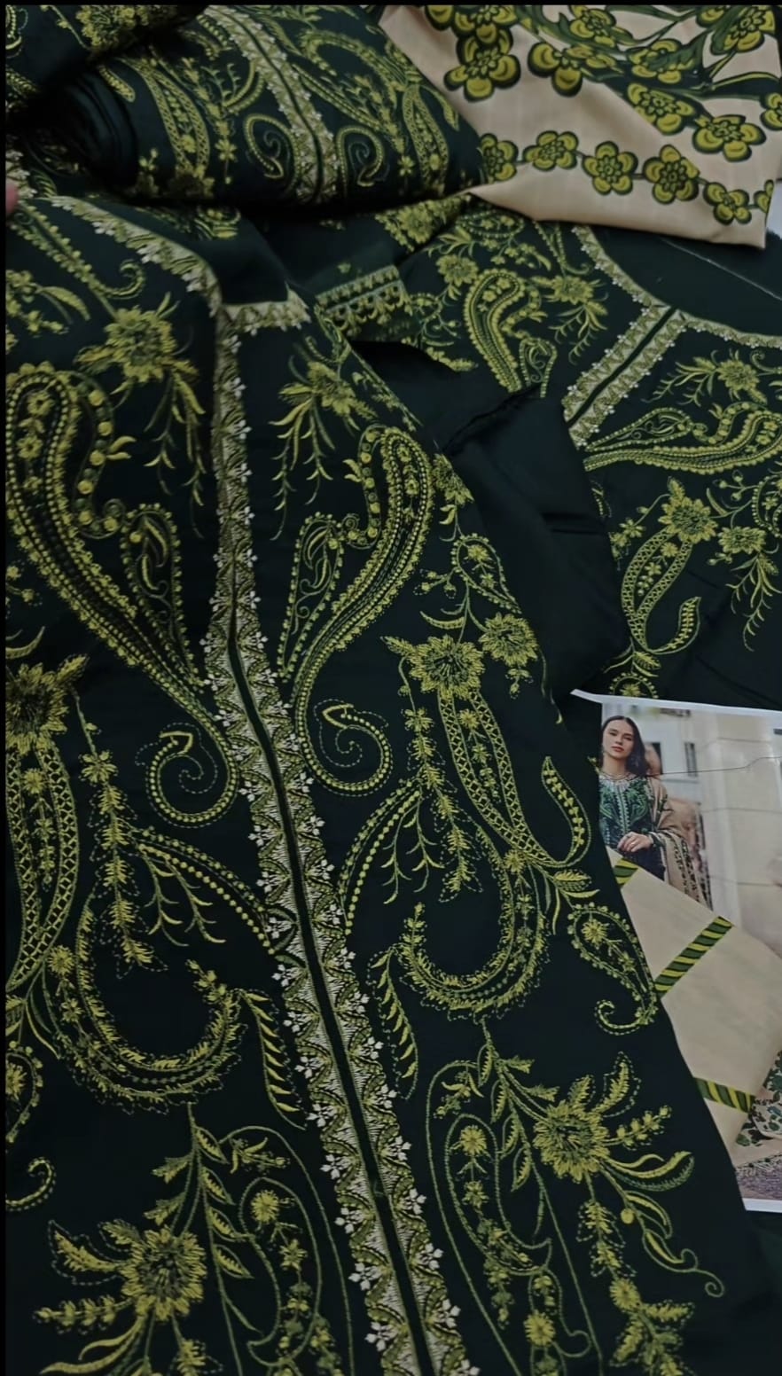 Winter 3 pcs artical 2026/27 Brand Name Charizma  Dhanak Full emb Front  with Havey Emb  Sleeves Havey Emb   Trouser  and Back Plain  3 Pcs Article  Woolen Print Shawl